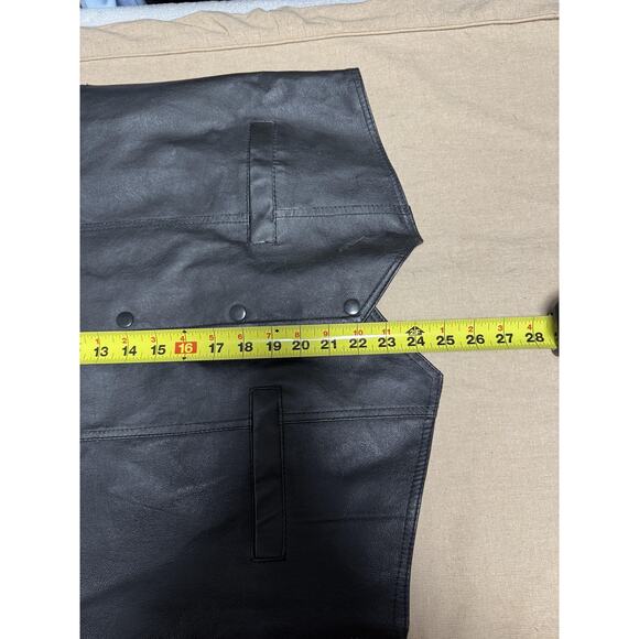 USA Leather Vest Mens Medium Black POW MIA Patch Embroidered Biker Motorcycle - Picture 7 of 7